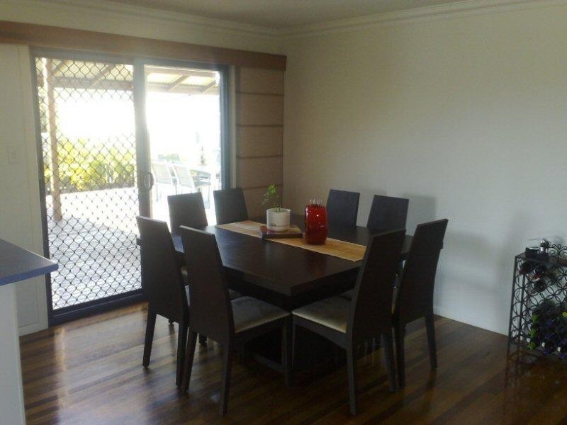 4 Heather Way, Urraween QLD 4655