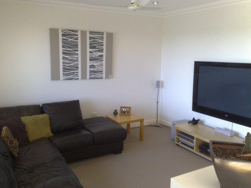 4 Heather Way, Urraween QLD 4655
