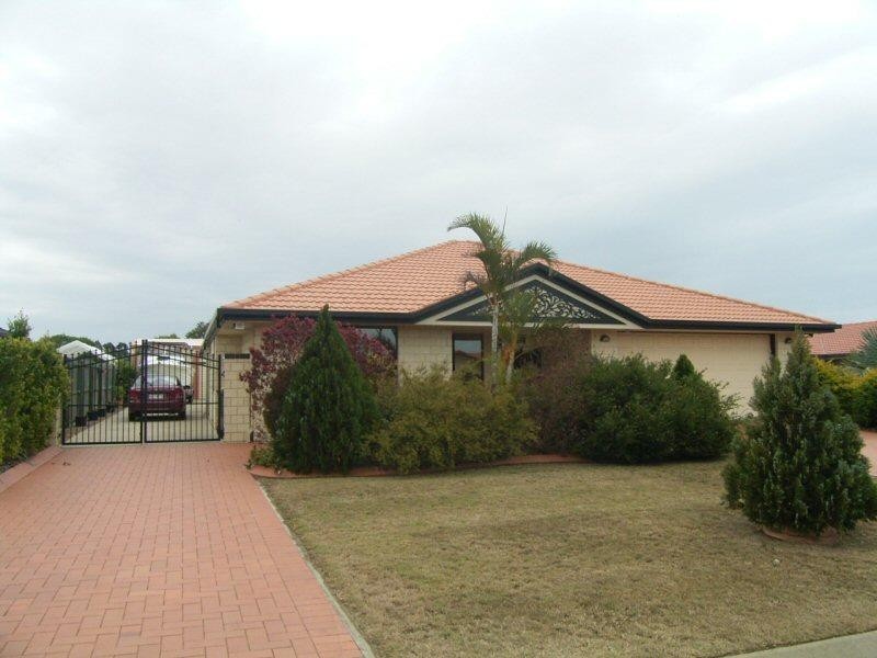 32 Heather Way, Urraween QLD 4655