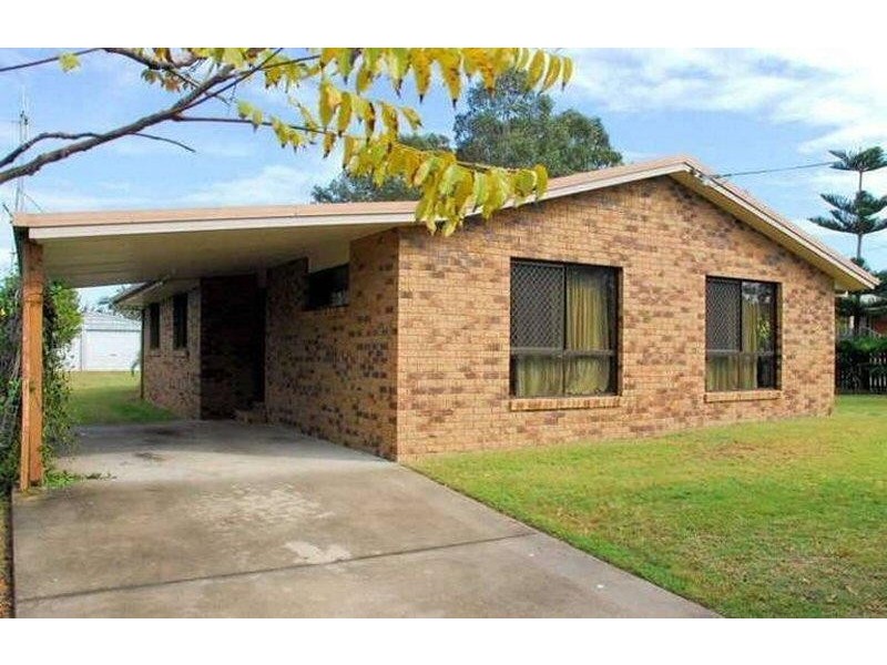 27 North Street, Point Vernon QLD 4655