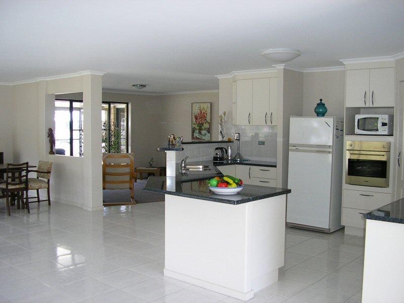 13 Cockatiel Court, Dundowran Beach QLD 4655