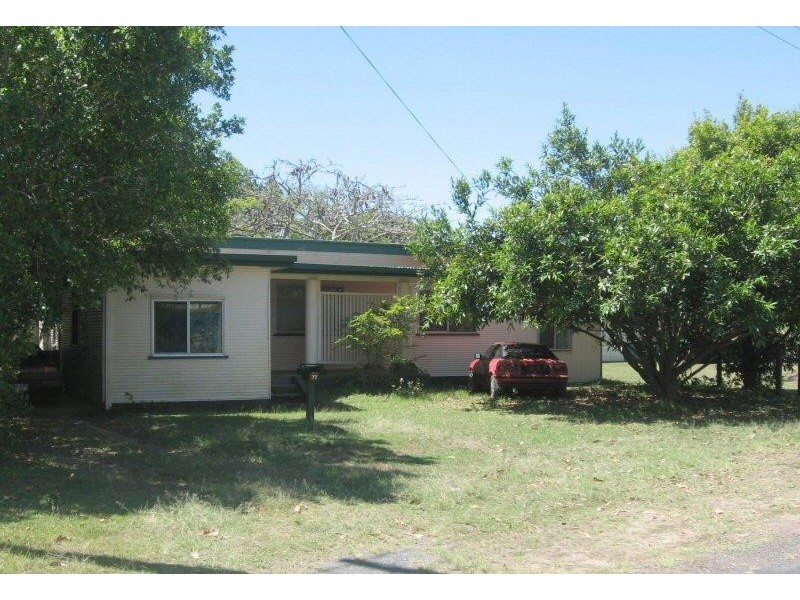22 Cunningham Street, Torquay QLD 4655