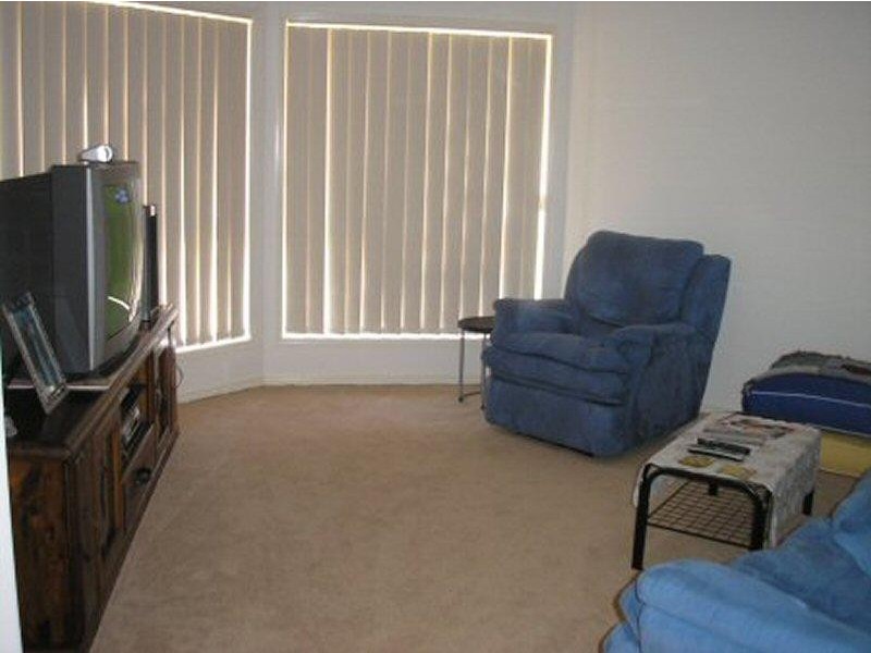 37 Archer Drive, Point Vernon QLD 4655