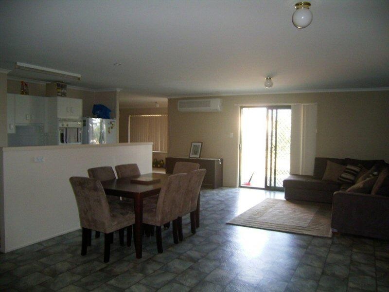 10 Chanak Close, Point Vernon QLD 4655