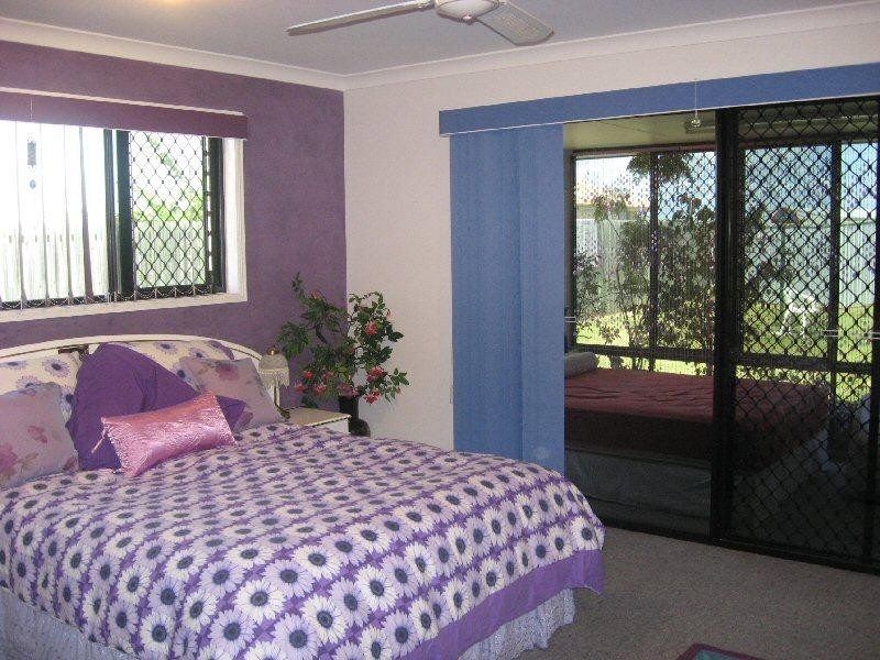 12 Surrey Court, Kawungan QLD 4655