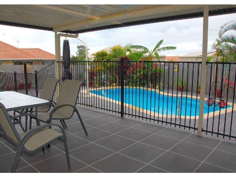 13 Shannen Court, Urraween QLD 4655