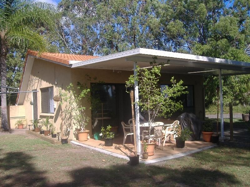 42 Orchid Avenue, Urangan QLD 4655