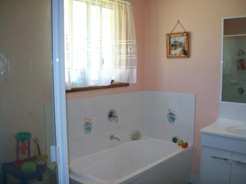 69 Curran Street, Booral QLD 4655