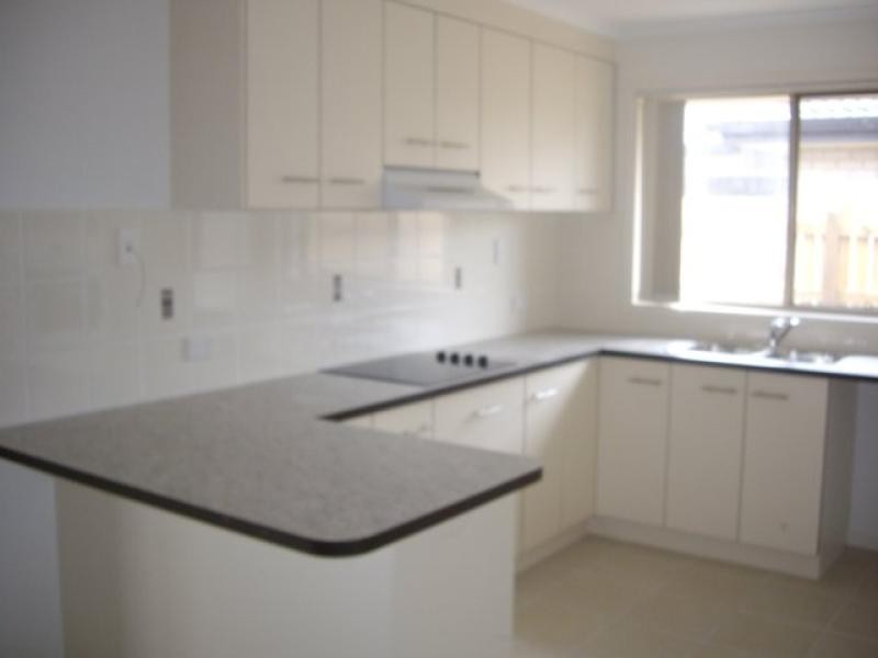 92 Wattle Street, Point Vernon QLD 4655