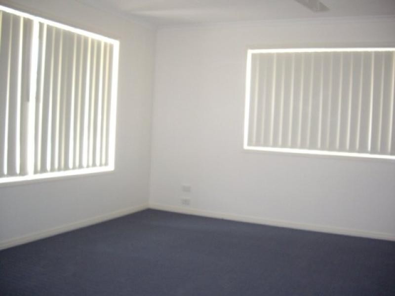 98 Wattle Street, Point Vernon QLD 4655