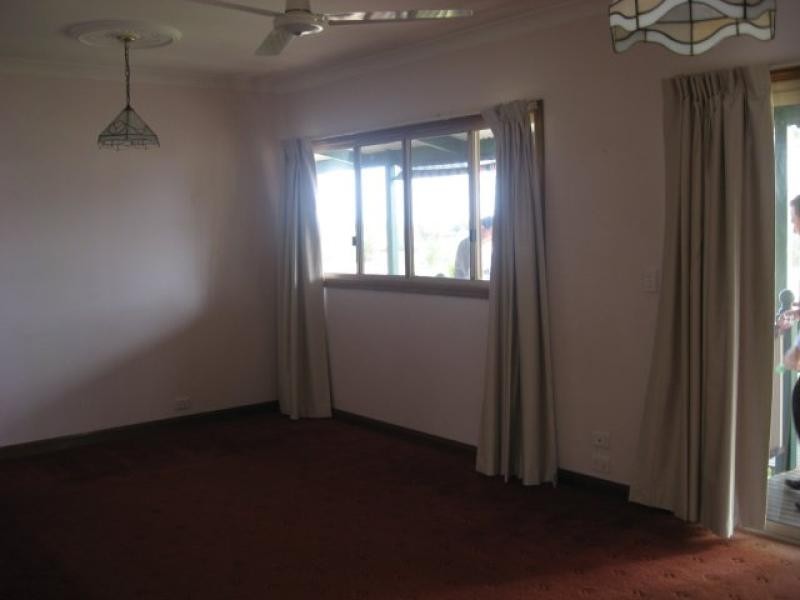 16 Petrel Avenue, River Heads QLD 4655