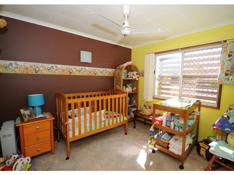 43 Sunset Crescent, Torquay QLD 4655