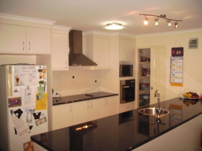 32 Rosedale Drive, Wondunna QLD 4655