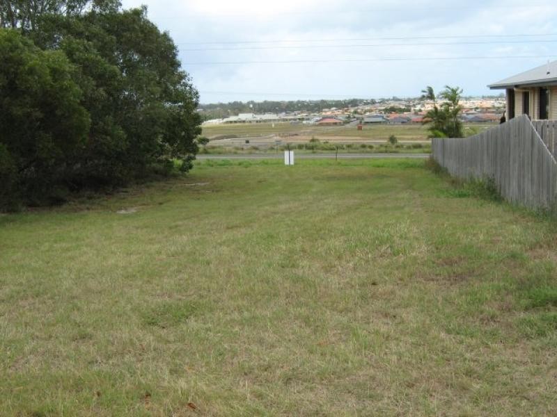 16 Baunfiend Court, Urraween QLD 4655