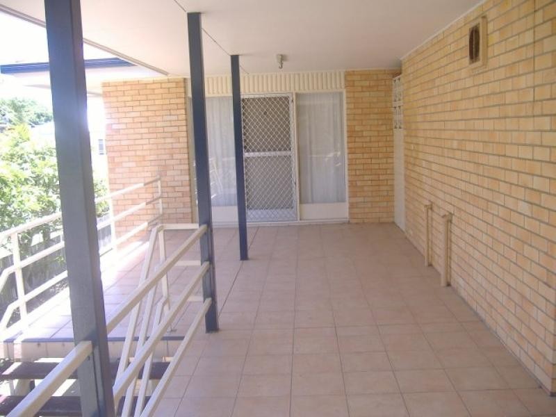 379 Esplanade, Scarness QLD 4655