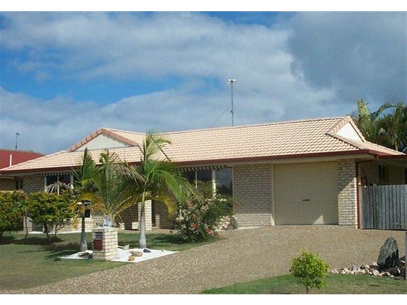 31 Merlin Drive, Urangan QLD 4655