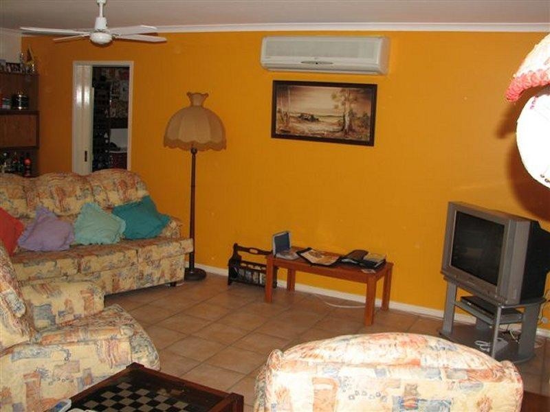 31 Merlin Drive, Urangan QLD 4655