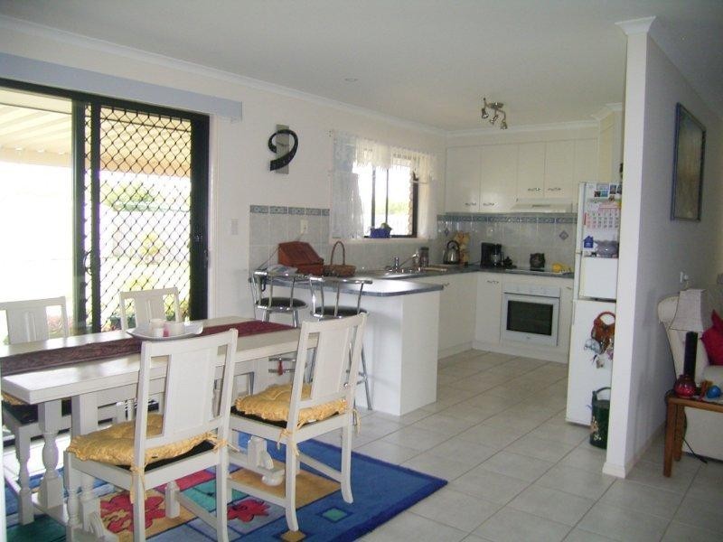 16 Kestrel Court, Eli Waters QLD 4655