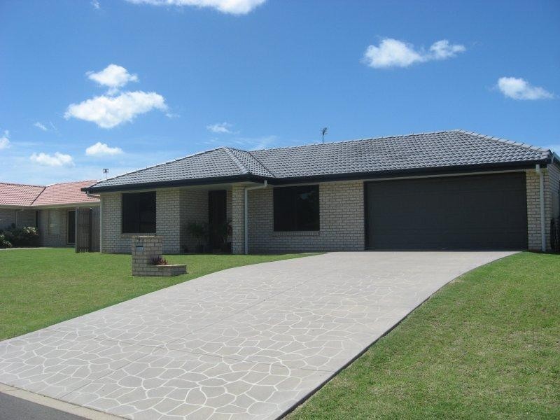 7 Red Gum Court, Urraween QLD 4655