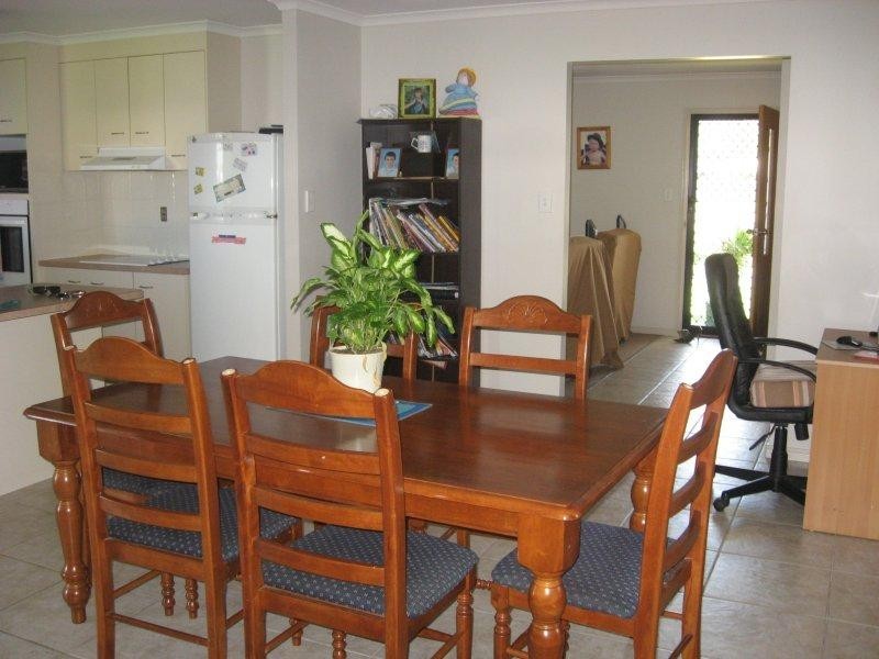 7 Red Gum Court, Urraween QLD 4655