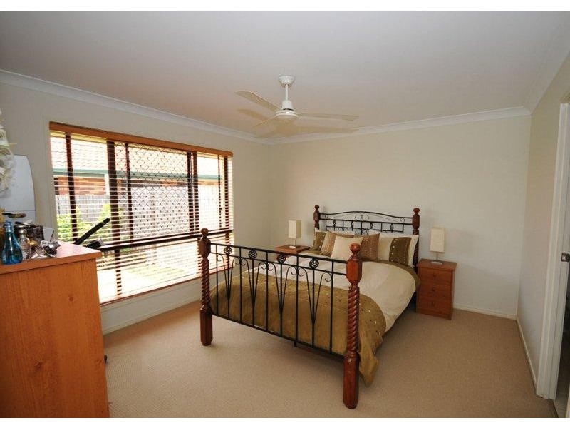 11 Red Gum Court, Urraween QLD 4655