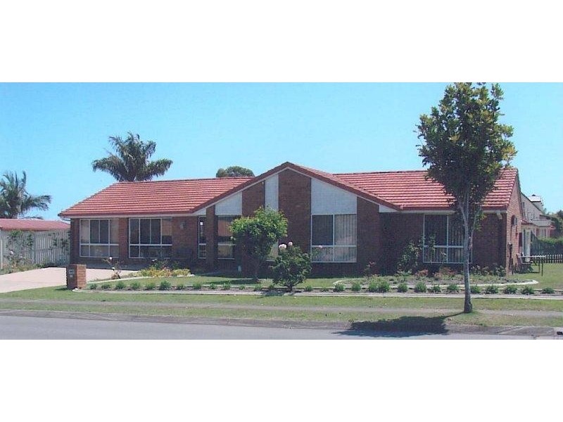 1 Archer Drive, Point Vernon QLD 4655