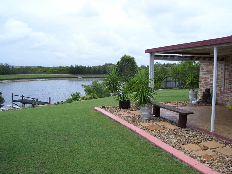 16 Bushlark Avenue, Eli Waters QLD 4655