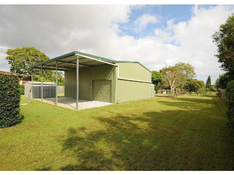 13 Martin Street, Point Vernon QLD 4655