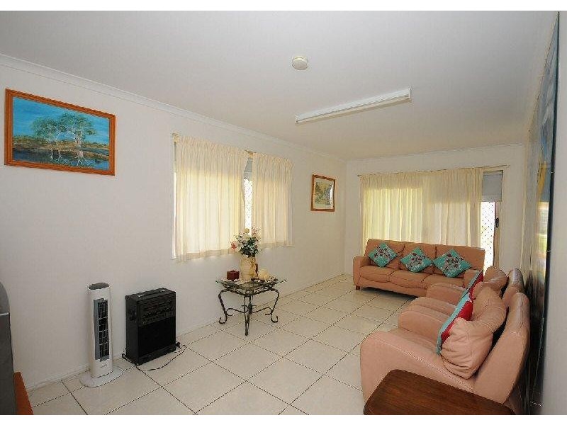 9 Caswell Court, Torquay QLD 4655