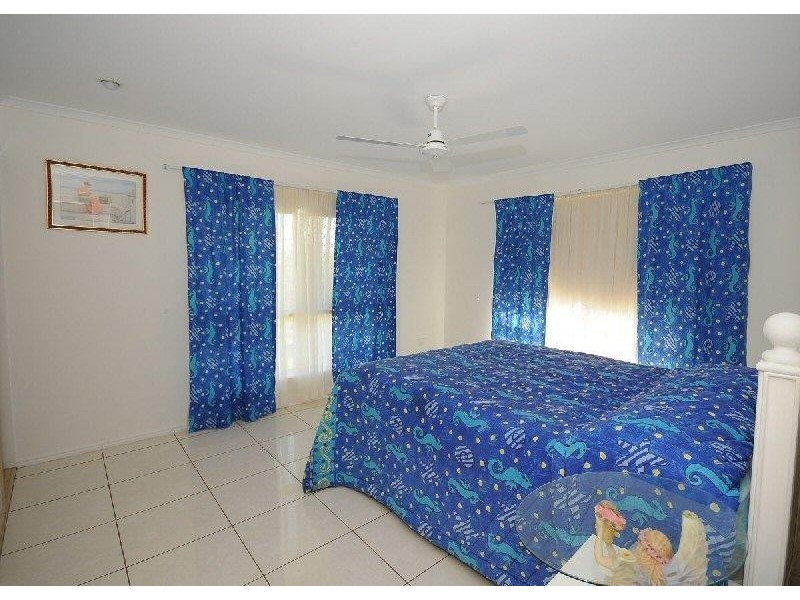 9 Caswell Court, Torquay QLD 4655