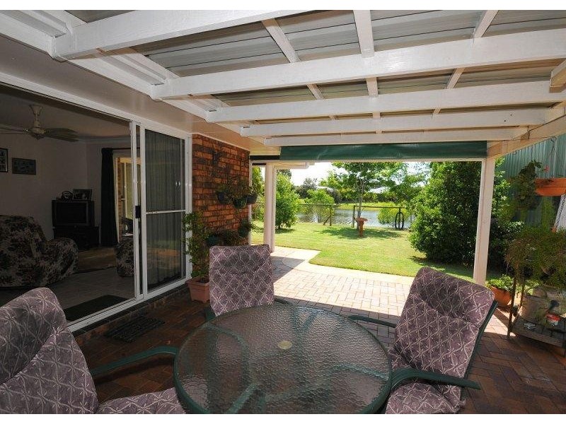 23 Lido Parade, Urangan QLD 4655