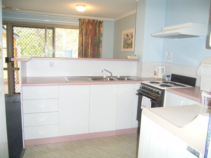 Unit 6/383 Esplanade, Torquay QLD 4655