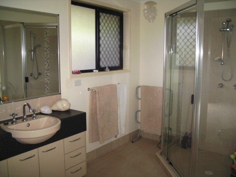 4 Jasmine Court, Dundowran Beach QLD 4655