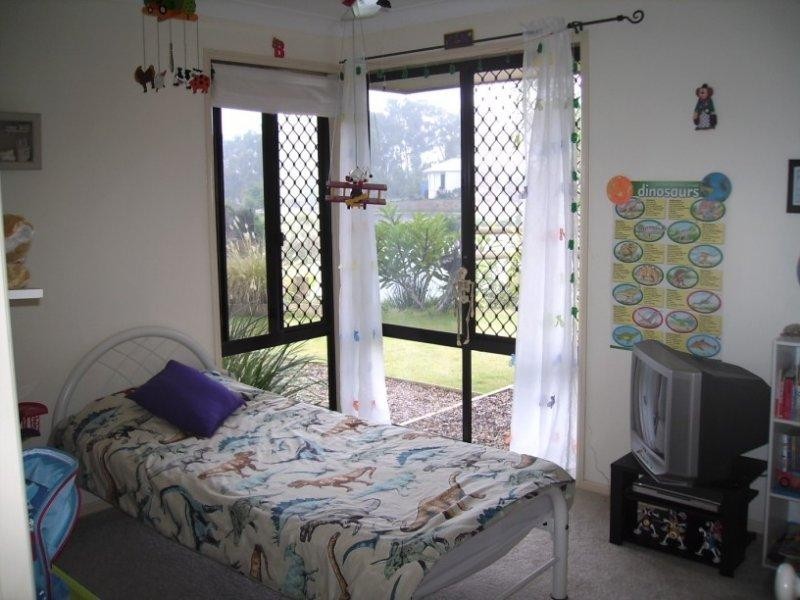 4 Jasmine Court, Dundowran Beach QLD 4655