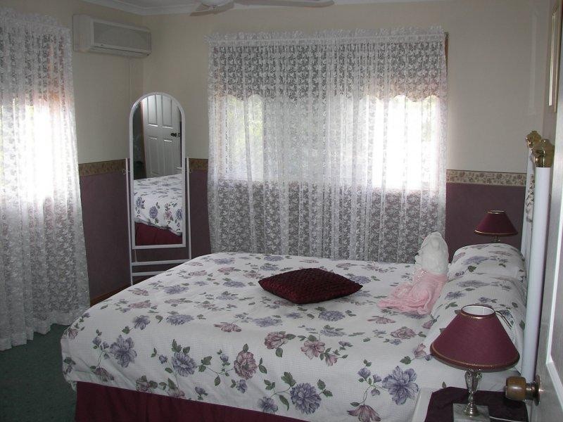 31 Bowerbird Avenue, Eli Waters QLD 4655