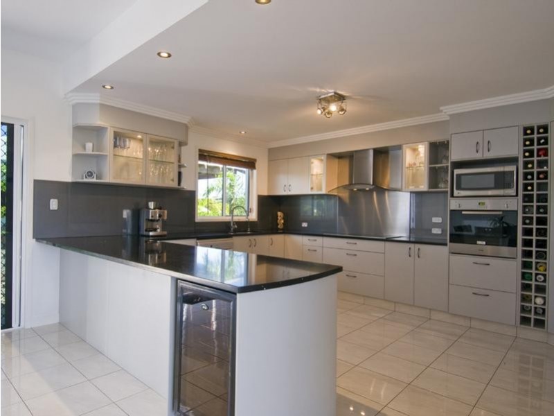 12 Cockatiel Court, Dundowran Beach QLD 4655