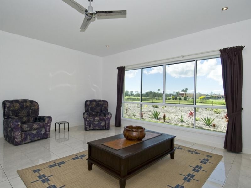 12 Cockatiel Court, Dundowran Beach QLD 4655