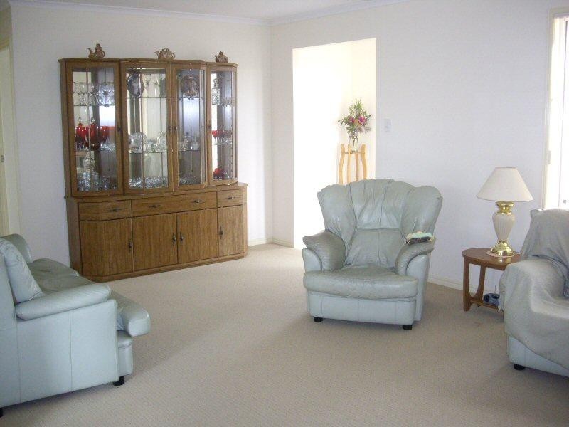 1 Sirius Court, Eli Waters QLD 4655