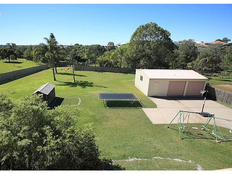 12 Maike Drive, Urraween QLD 4655