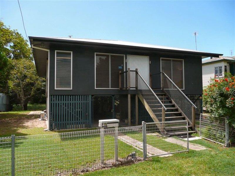 4 Freshwater Street, Scarness QLD 4655