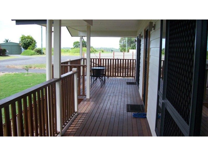 7 Farmhill Place, Hervey Bay QLD 4655