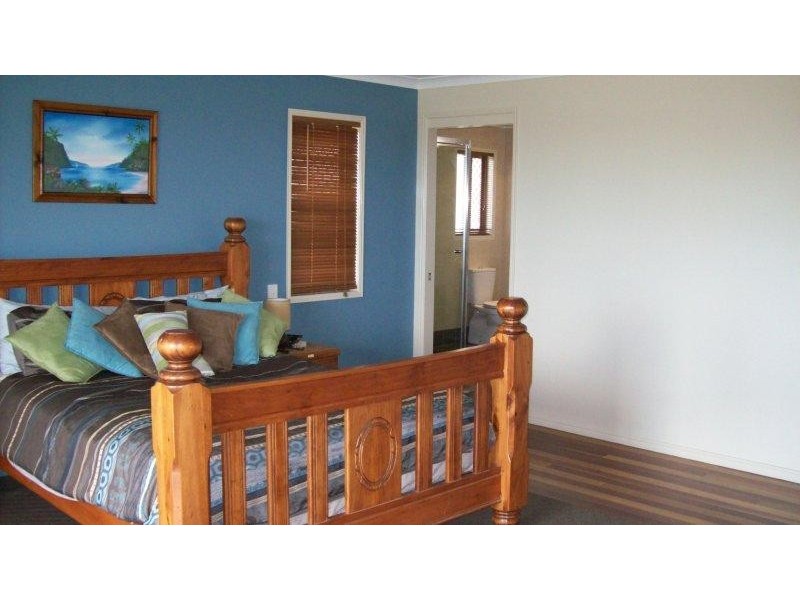 7 Farmhill Place, Hervey Bay QLD 4655