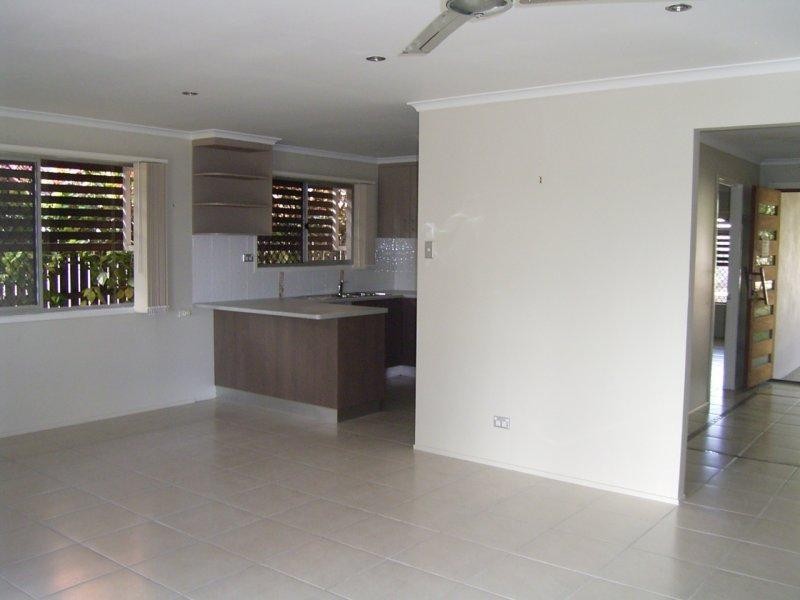 61 Queens Road, Scarness QLD 4655