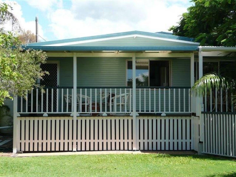 202 Long Street, Eli Waters QLD 4655