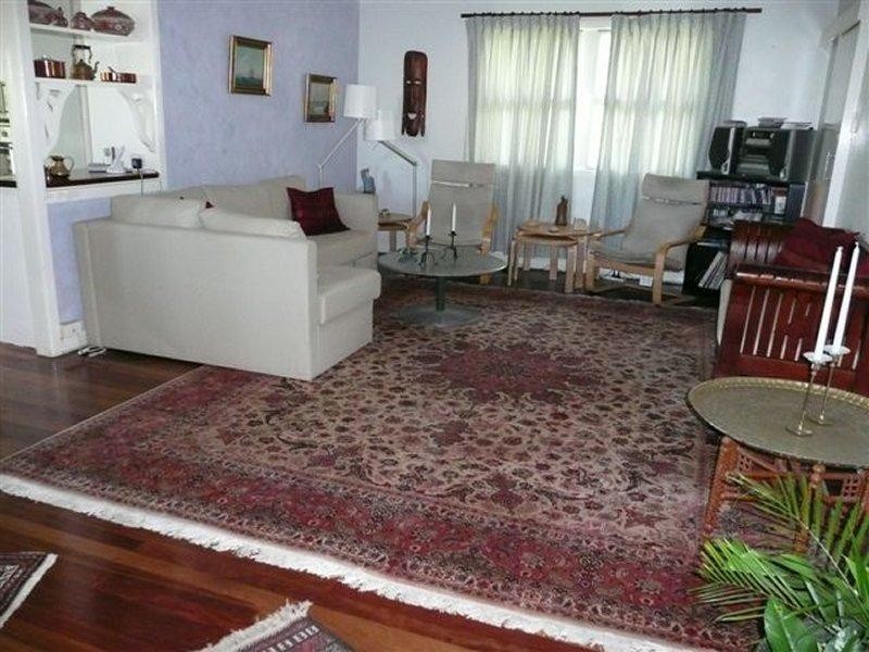 202 Long Street, Eli Waters QLD 4655