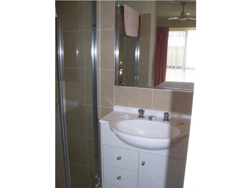 Unit 2/62 Pembridge Circuit, Urraween QLD 4655