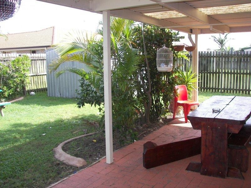 95 North Street, Point Vernon QLD 4655