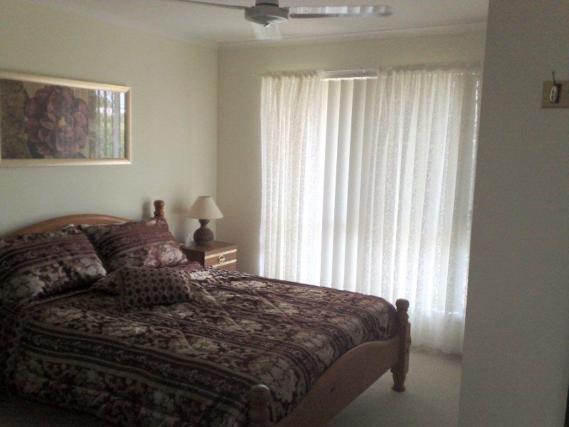 73 North Street, Point Vernon QLD 4655