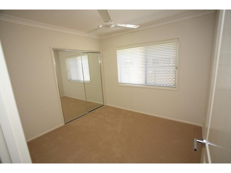 4 Mermaid Court, Eli Waters QLD 4655