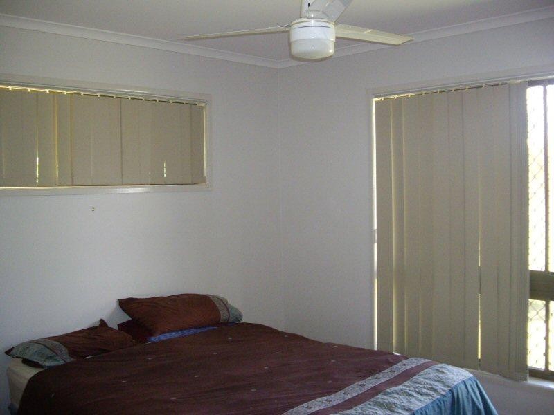 5 Preston Street, Point Vernon QLD 4655